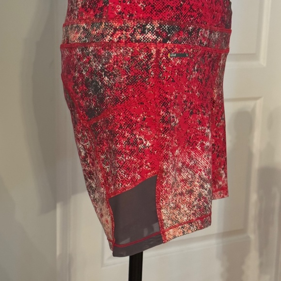 🇨🇦LOLE Training/biking short Medium - Picture 2 of 7